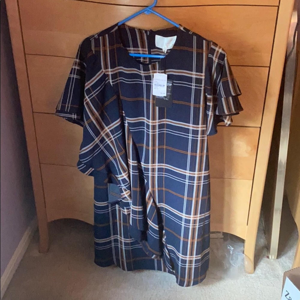 Navy shift dress